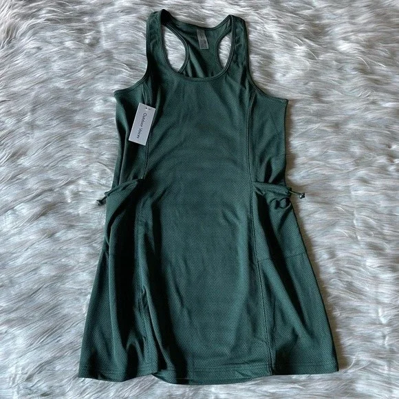 NWT Outdoor Voices RecMesh Dress - Evergreen - Picture 8 of 12